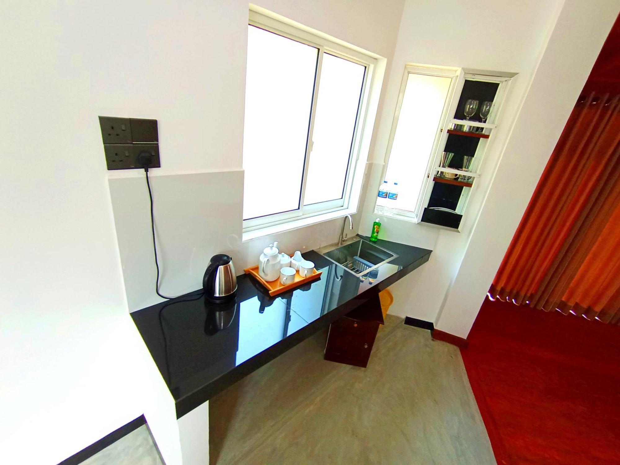 Thusara Guesthouse ミリッサ エクステリア 写真