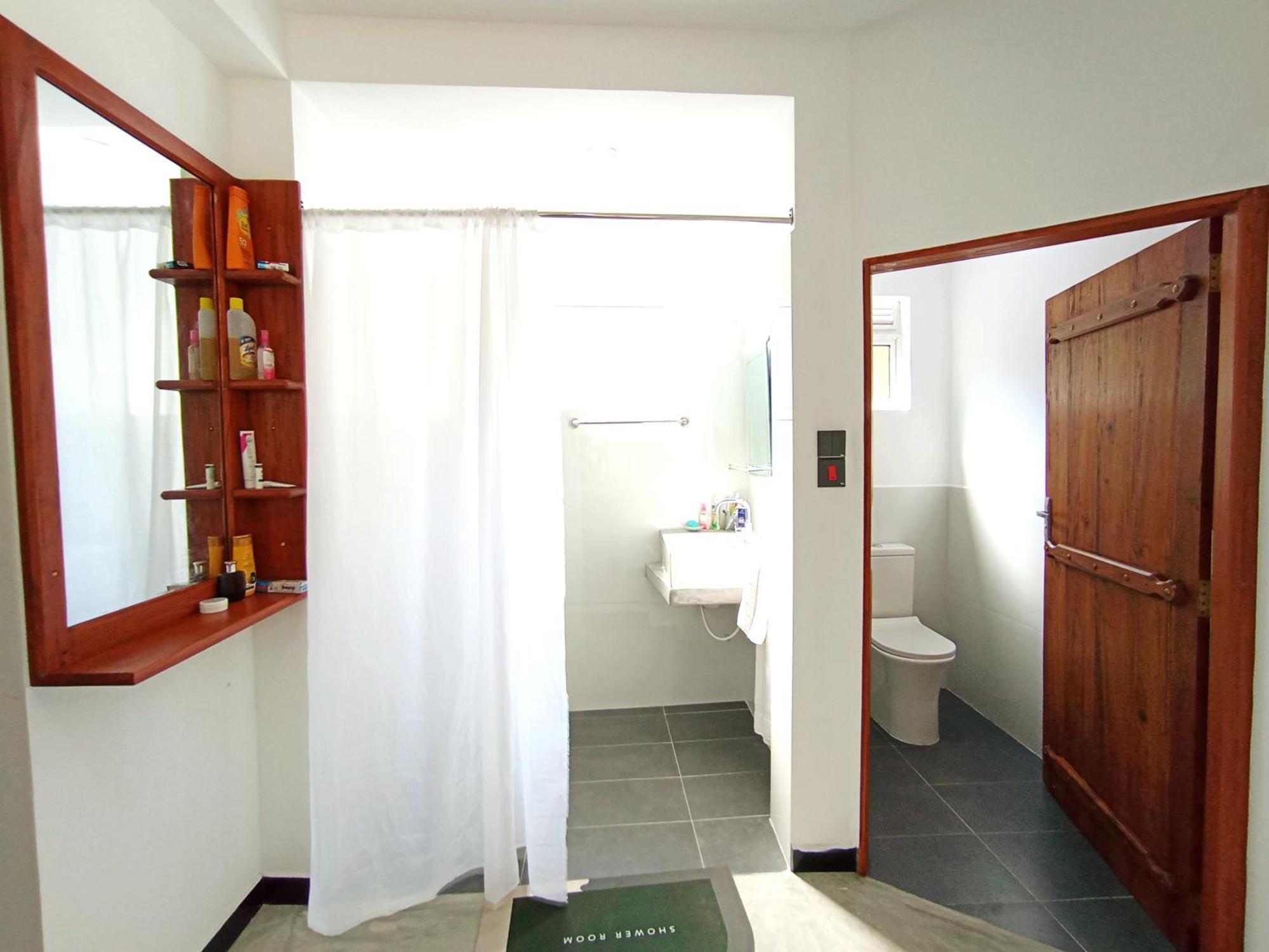 Thusara Guesthouse ミリッサ エクステリア 写真