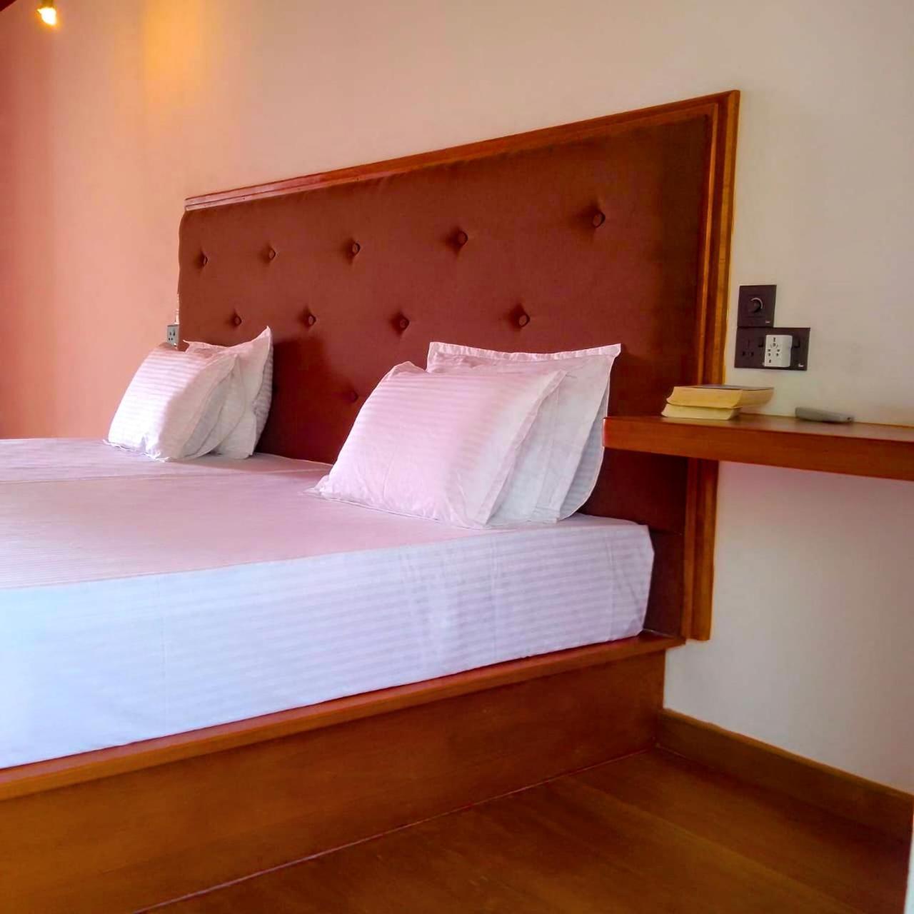 Thusara Guesthouse ミリッサ エクステリア 写真